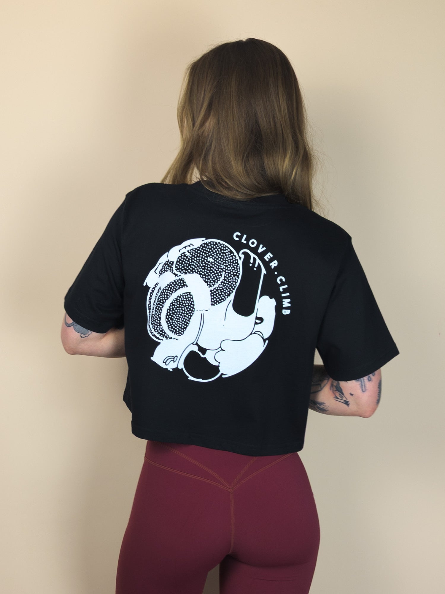Climbing in Circles Graphic Crop - Black